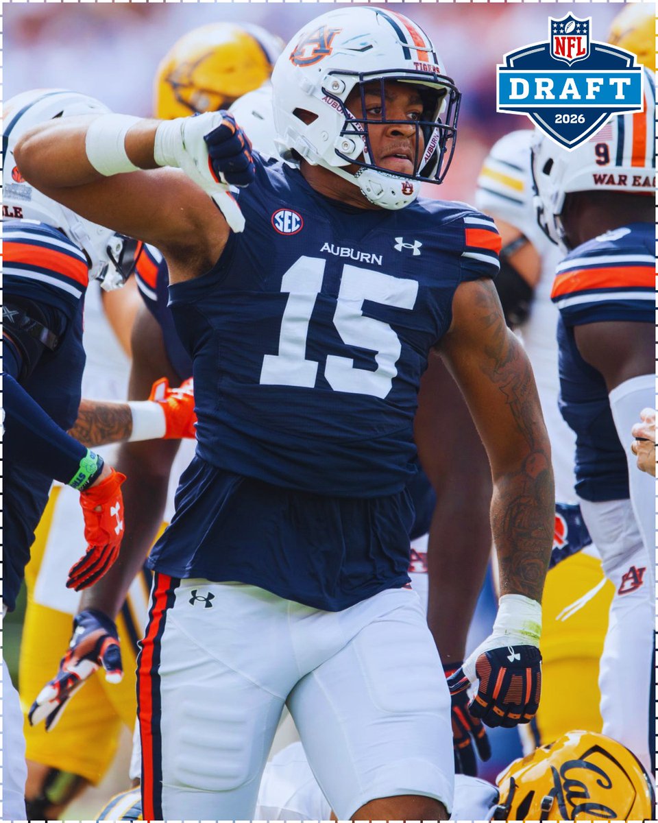 MySportsUpdate's tweet image. The #Titans traded up to No. 31 with Buffalo and selected Auburn DL Keldric Faulk.

Just 21 years old, Faulk is a high-character leader with the versatility to impact the game from multiple spots across the defensive line.