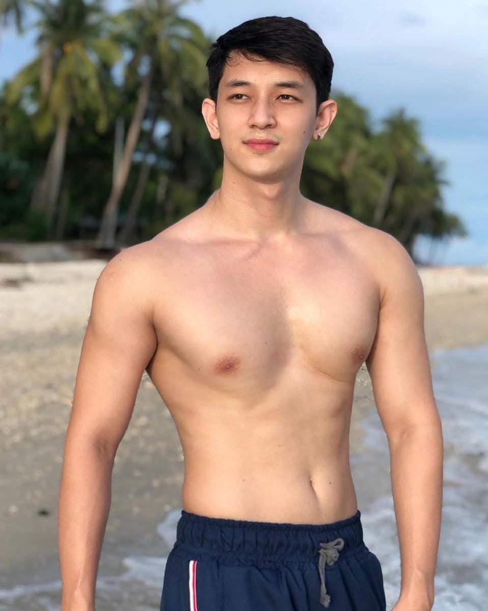 joy to the world tweet media