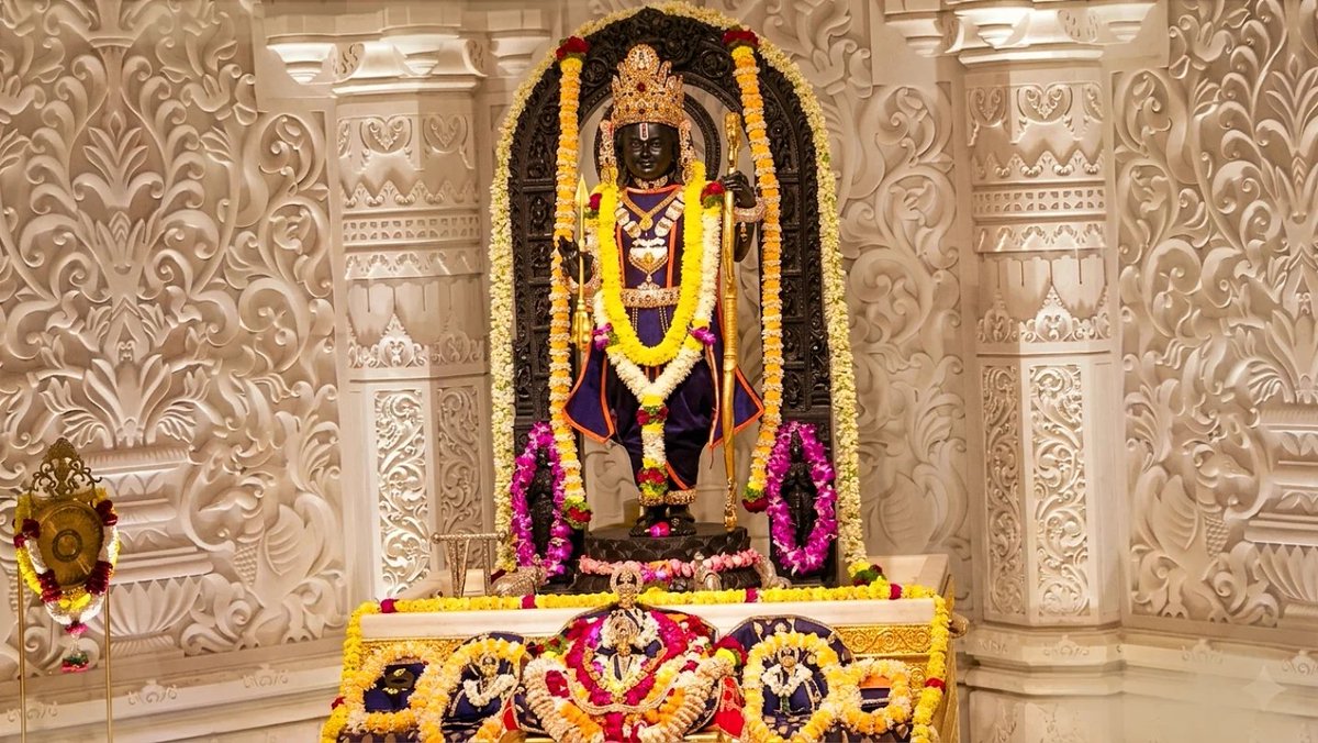 Zee24Kalak's tweet image. અયોધ્યાથી કરો શ્રી રામલલ્લાના અલૌકિક દર્શન...

#JaiShriRam #RamMandir #Ayodhya #RamLalla #ayodhyarammandir #rammandirayodhya #RamTemple #Ramm #RamTempleAyodhya