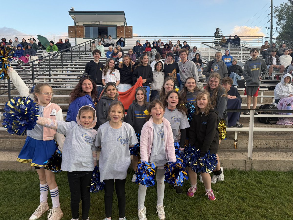 WheatRidgeAD's tweet photo. @JeffcoAthletics @farmerchampions Farmers girls soccer Waving the Wheat, Flying the W after a big win tonight at LMF over conference rival D’Evelyn 1-0. And they got a little help from the WR Cheer and mini cheer team. Great job, Farmers! https://t.co/I22zSNS2lY