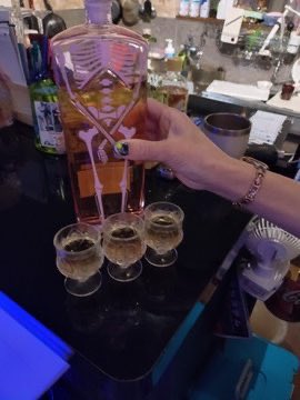 (MIX)Bar imitation🐊 tweet media