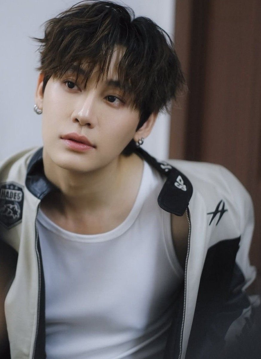 KT6_5PJ's tweet photo. โห พี่บุ๋นรูปนี้ 🙂‍↕️🙂‍↕️🫨🫨🫨🫨 เด่กสาวจะสิ้นกันหมดนะคะ

#bb0un https://t.co/qBC3lu39Zu