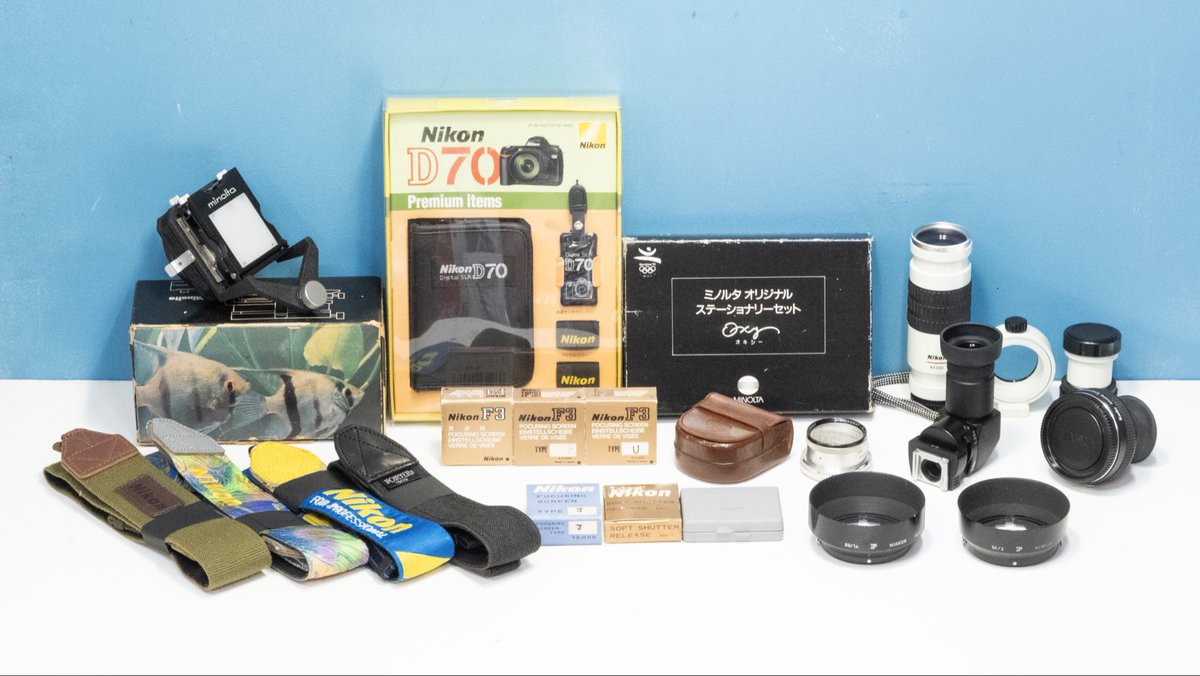オープンしました！
Nikon F3やF用のスクリーンやストラップなどなど、カメラアクセサリーをお店に出しました。
オンラインストアにも載せていきたいなぁと思います。
#カメラアクセサリー