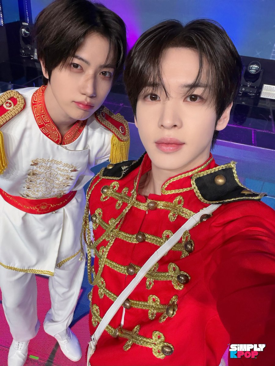 SIMPLY K-POP tweet media