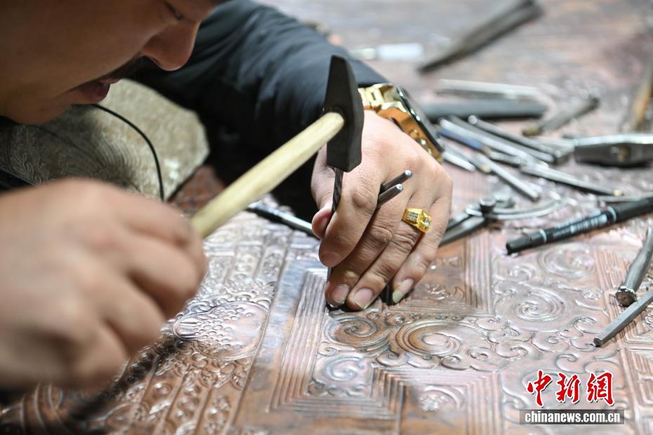 CHNTibetGerman's tweet image. Xizanger Shoduibai-Berufsschule: Tradition trifft Talent – Immaterielles Kulturerbe als Entwicklungsfaktor🥰🥳#Thangka #Culture #Craftsmanship #Handicrafts #TraditionalCulture #TibetanCulture