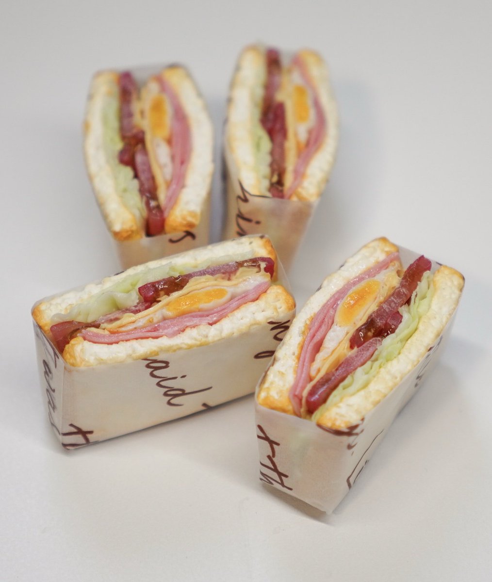DINING_71's tweet photo. 주문제작

70급 호환
BLT 샌드위치 https://t.co/MT4N7mzaTJ