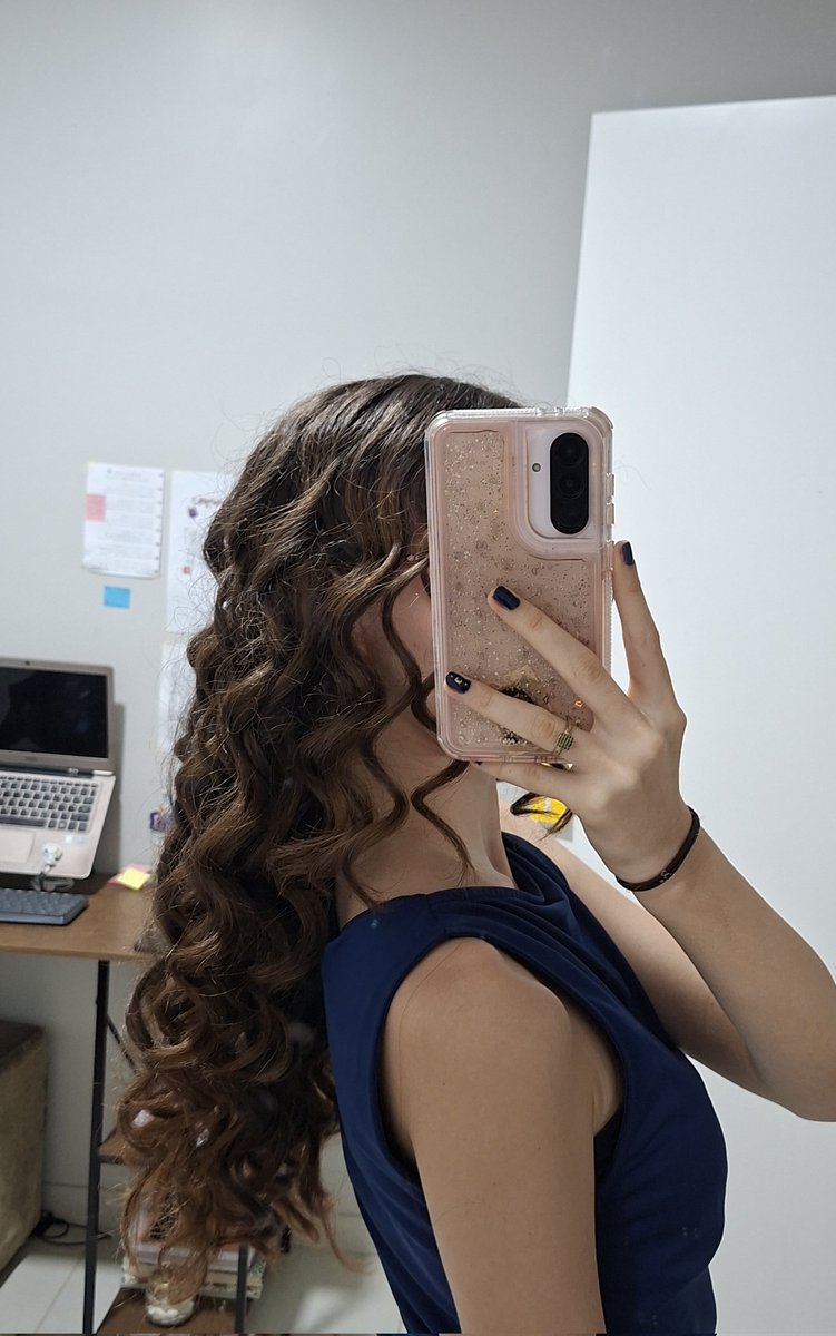 Beatriz 🪩 tweet media