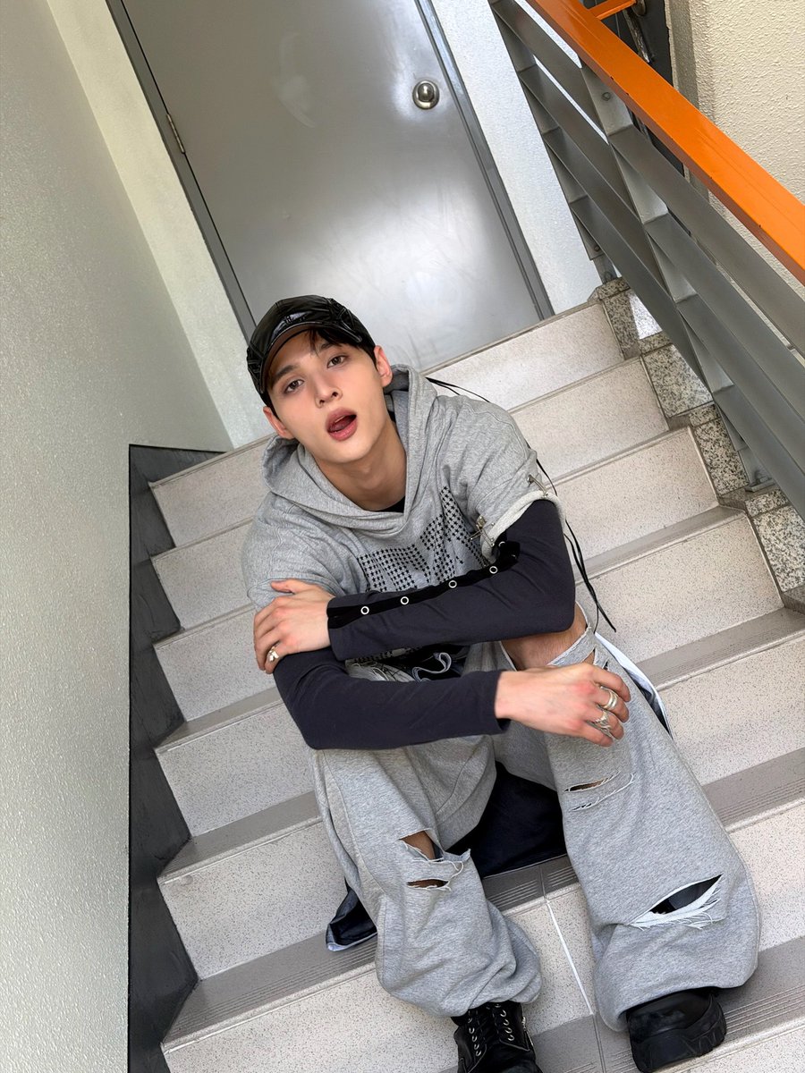 앰퍼샌드원 (AMPERS&ONE) tweet media