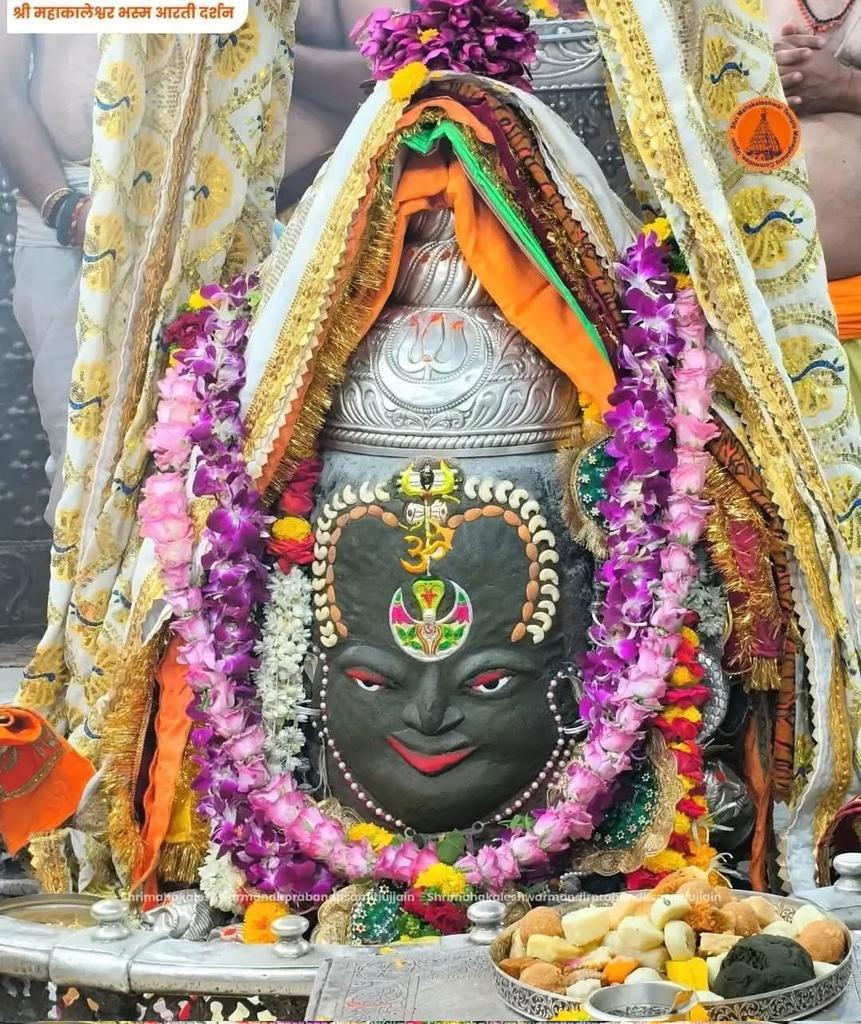 AjitMis85384063's tweet image. हर हर महादेव 🌷 🙏 
बाबा श्री महाकाल के दिव्य दर्शन ...

 #Mahakal #Ujjain #Mahadev