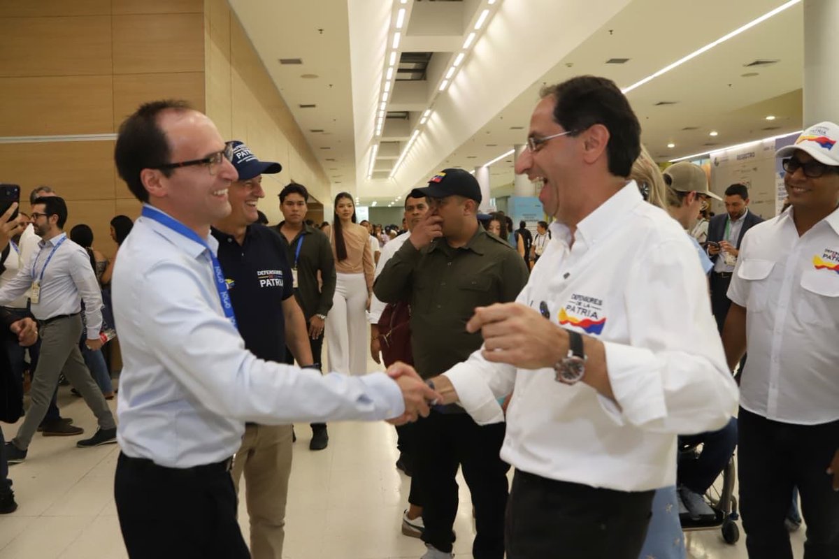 Gracias a <a href="/SERCOLOMBIA_/">SER COLOMBIA</a> por la invitación a este congreso, un espacio clave para pensar —con rigor y visión— el futuro energético y ambiental del país.

La agenda ambiental y el desarrollo de energías renovables no son un complemento: son una prioridad estratégica de nuestro