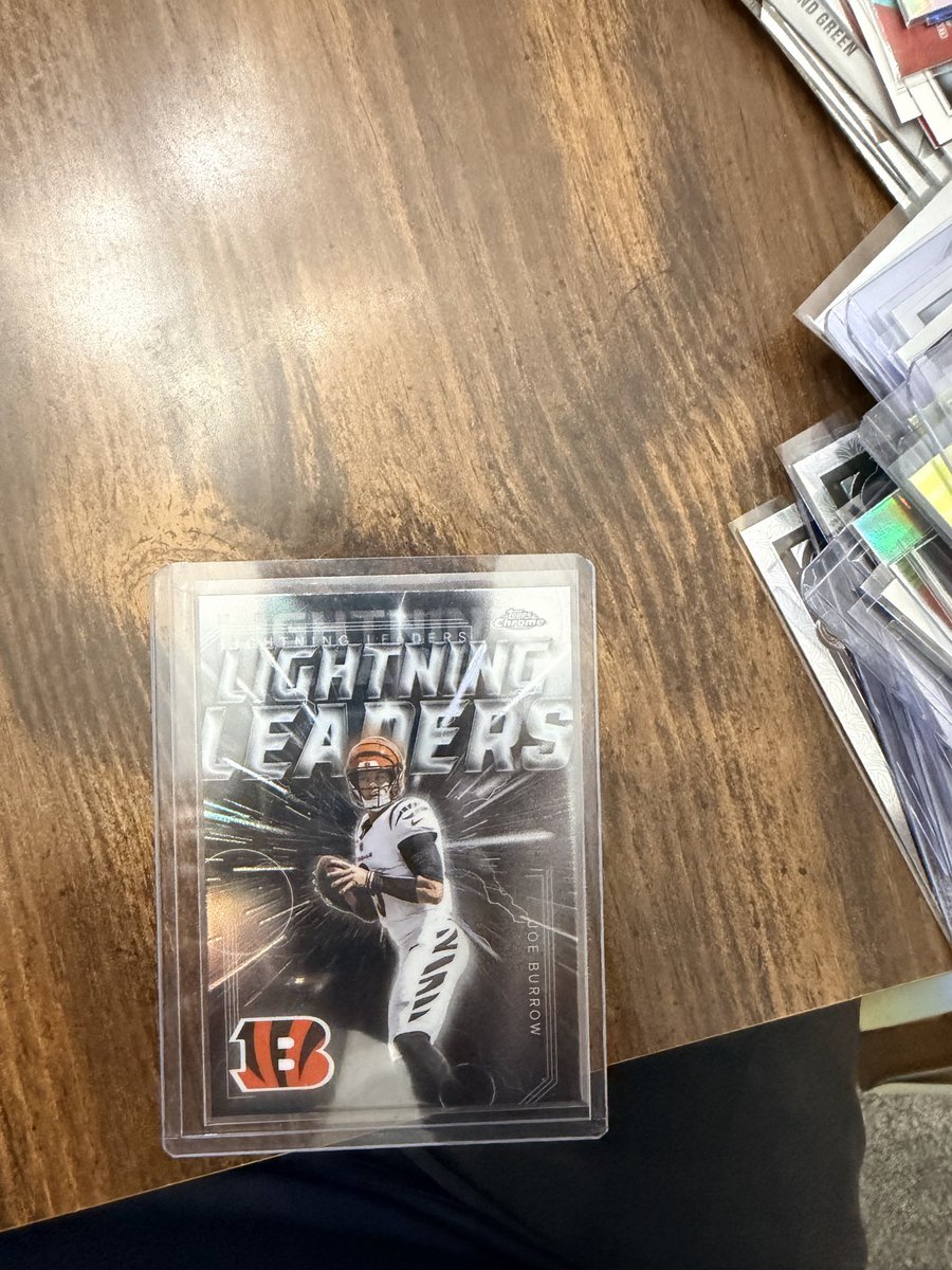 BrandonACowles's tweet image. For sale #bowman #topps #toppschrome  more in comments @CardPurchaser