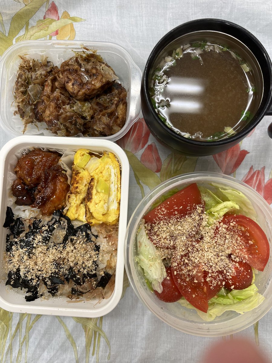 oimozuki tweet media