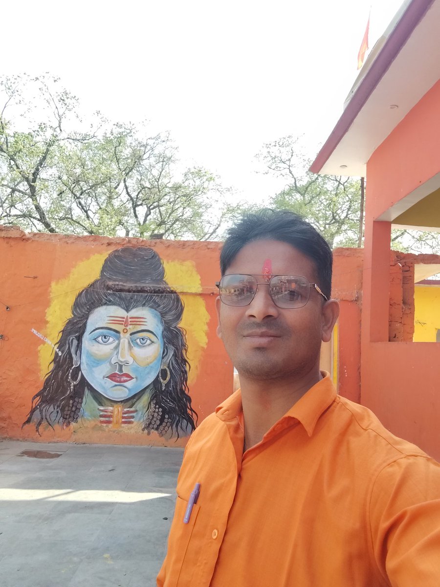 munnaverma9984's tweet photo. माता –पिता, गुरुजनों एवं आप सभी दोस्तों के आशीर्वाद से आज मेरा #35वा #जन्मदिन ❤️🎂🎂🎂 है.....
अपने जन्मदिन के अवसर पर आप सभी के आशीर्वाद व शुभाशीष की कामना करता हूं..... ❤️🥰🙏🙏🙏 https://t.co/NlKilGWqQ9