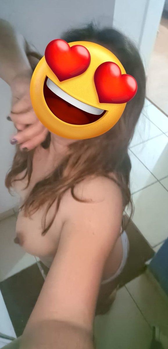 Soy yo, o hace mucho calor??? 🔥 🥵, con que me refrescarias? 😏🤤