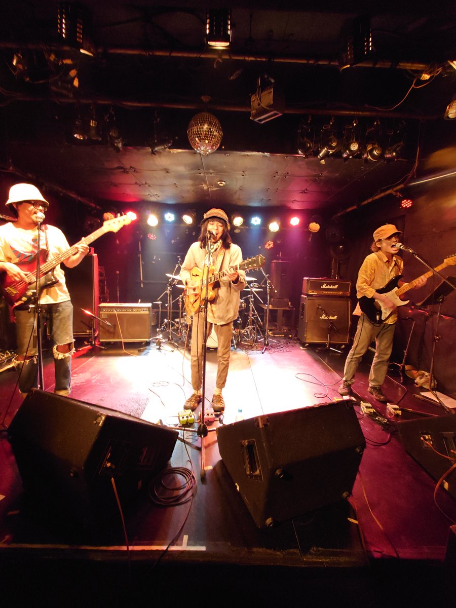 nakaken123123's tweet photo. 2026年4月19日高円寺ShowBoatの
ShowBoat 33th Anniversary Party 
でアンノイのライブを観ました。
 
#アンノイ
#ShowBoat33thAnniversary

https://t.co/d3uWZbXpVd https://t.co/lk8mNzDAhp