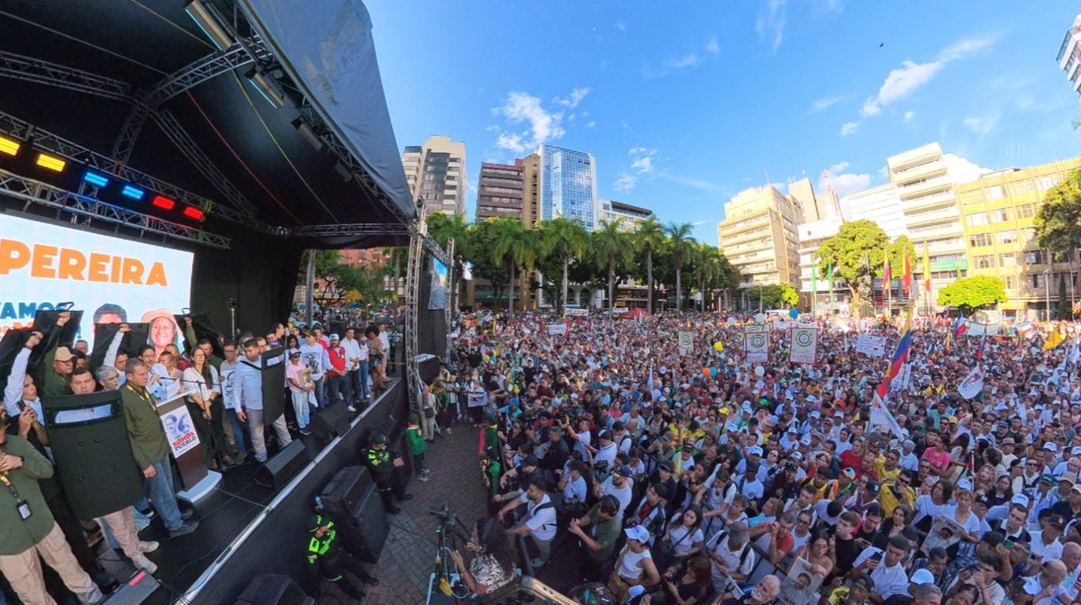 Mi discurso hoy en Pereira: 

FRENTE A LA ESTRATEGIA DE LA MENTIRA: EL PODER DE LA VERDAD

youtu.be/i6eXnL8d5lE