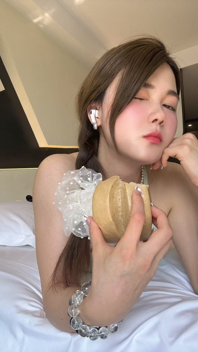 倩倩 tweet media