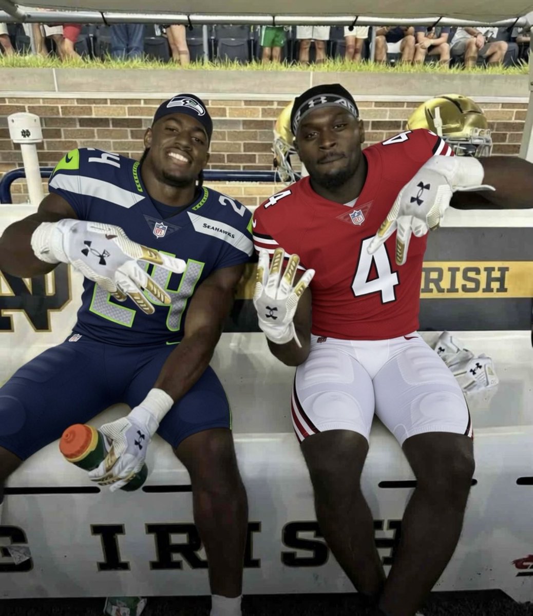 CFBGuy999's tweet photo. @NDFootball @CookedByDevyV2 @Seahawks https://t.co/O7UvbtRaaj