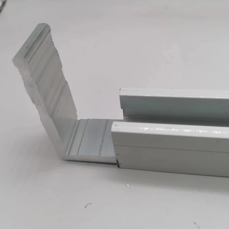 FoshanXuanqing's tweet image. 🔧 L-shape aluminum corner connector for screen window sash &amp;amp; frame – 6063-T5, durable, easy install. Keeps corners tight &amp;amp; aligned.
🪟 MOQ 500 | negotiable | 10-15 days
✉️ fsxuanqing@gmail.com | aluminium-hardware.com
#windowhardware #screensash #aluminumcorner #xuanging