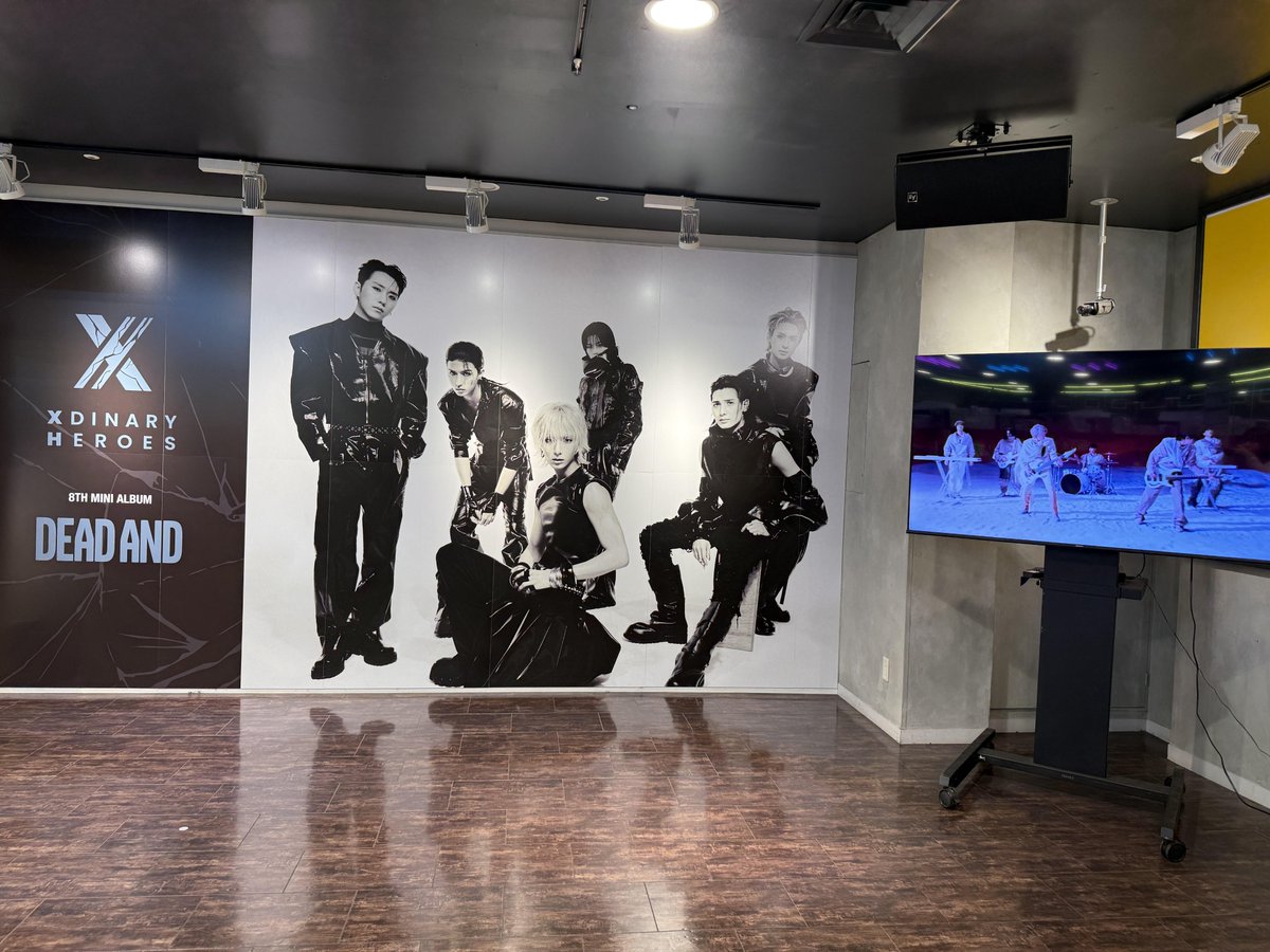 タワ渋kpop】 #XdinaryHeroes 8th Mini Album 『DEAD AND』5Fにて販売