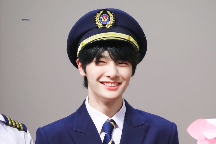 파일럿 폭시니 너무 귀엽다ㅠㅠ👨‍✈️💗