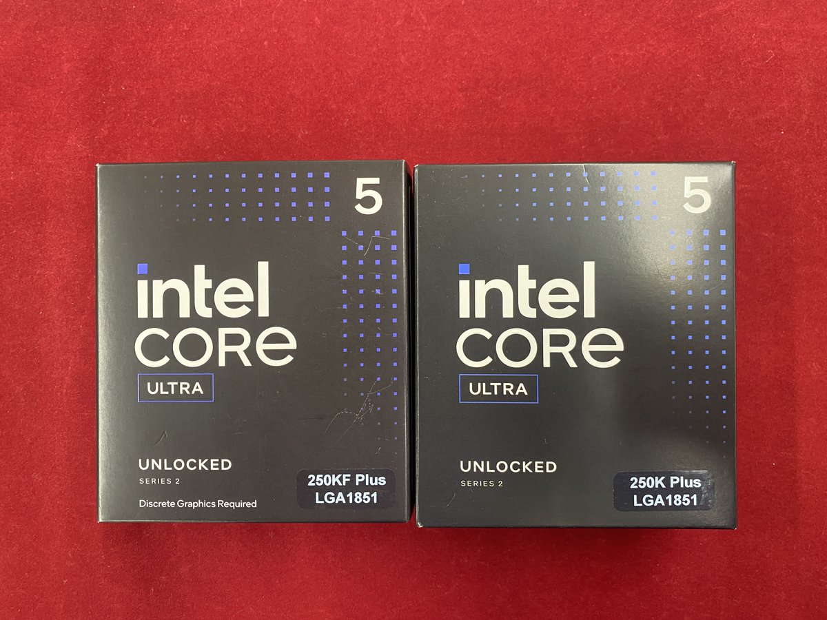 KOUBOU_nipponba's tweet image. ✨新商品入荷情報✨
ゲームにおいても引けを取らない実力派CPU

Core U5 250K PLUS　¥41,800
Core U5 250KF PLUS　¥38,800

既存のCPUの上位モデルとして新商品が登場
1クラス上のCPUコア数を搭載し、各部の高クロック化
コストパフォーマンスの高い一品に
#Intel #パソコン工房 #大阪日本橋店