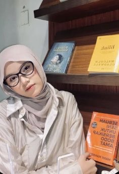 yoonam4ai's tweet image. HATI HATI GUYS SAMA ORANG INI PENIPU DIA! NAMANYA SITI AISYAH NADIAHISA ORANG CIAMIS! #penipu #penipuan #scam #ipadsecond #orang #jahat