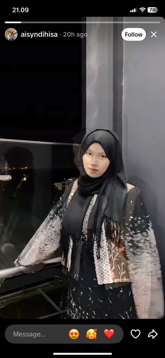 yoonam4ai's tweet image. HATI HATI GUYS SAMA ORANG INI PENIPU DIA! NAMANYA SITI AISYAH NADIAHISA ORANG CIAMIS! #penipu #penipuan #scam #ipadsecond #orang #jahat