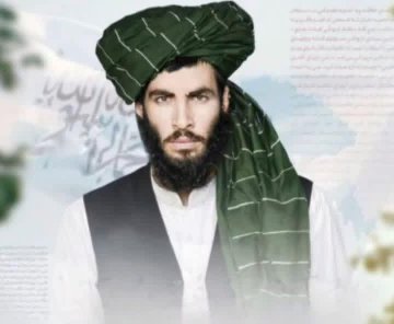 rahmatobaid25's tweet photo. یو سپین سباوون، چې د باطل تورې تیارې یې له افق څخه پورته کړلې!
رحمت عبید

د روسي اشغال ترخې خاطرې لا پر زړونو نقش پاتې وې، چې افغان کړېدلی ولس له یو بل ناورین سره مخ شو، هیلې یې نیمګړې، امیدونو یې په اوبو لاهو او د استقلال د خوښۍ اوښکې یې د ویر په تودو اوښکو بدرګه شوې! 
 ۱/۹ https://t.co/ugrrgZsQkM