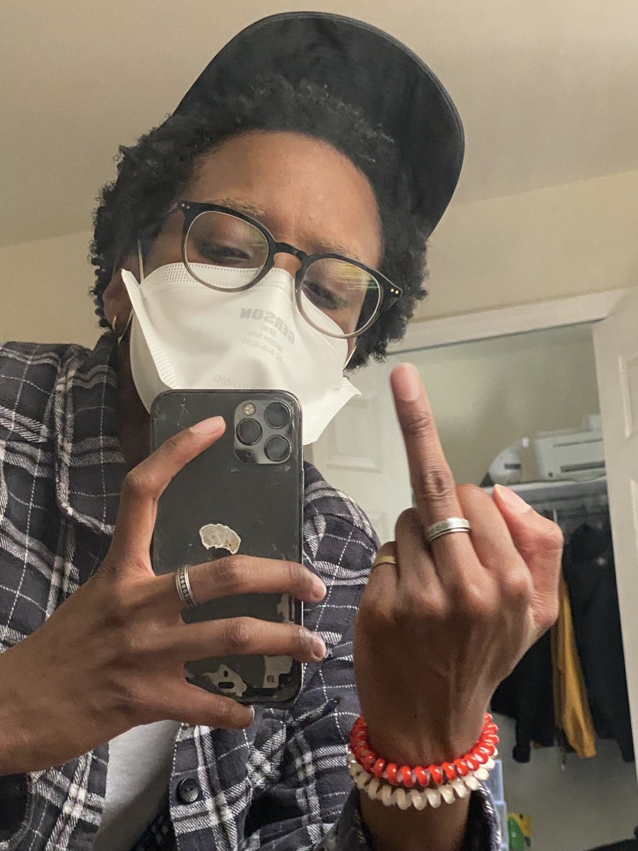 getthesurgery's tweet photo. masc 4 mask 😷 https://t.co/V8EsmSoCaI