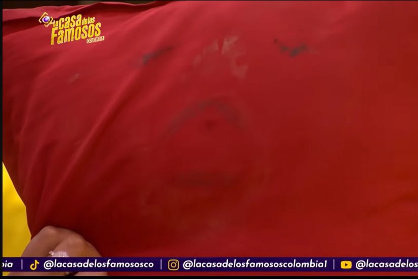 Danie Vogue tweet media