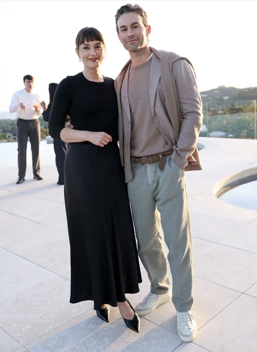 this is literally blair and nate in 2026 I'm sorry