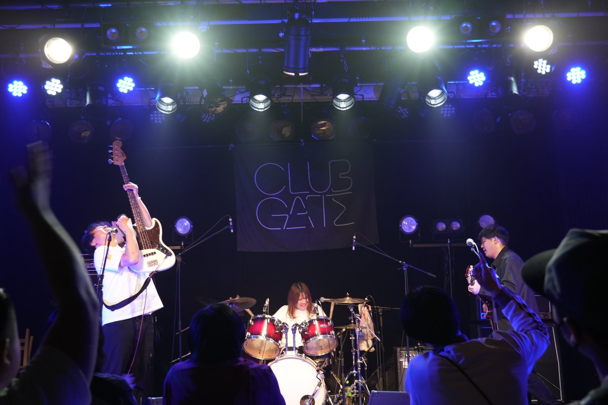 NoVAbandstaff's tweet photo. 4/12 和歌山CLUB GATE「鮭オーケストラ100日間日本一周ツアー2026」ご来場ありがとうございました！
ご来場いただいた皆さま、共演者の皆さま、関係者の皆さまに御礼申し上げます。
新曲を2曲披露。
しっかり受け取っていただけた手応えを感じています。
応援お願いします！
#NoVA #インディーズバンド https://t.co/jtW6C0E0X0