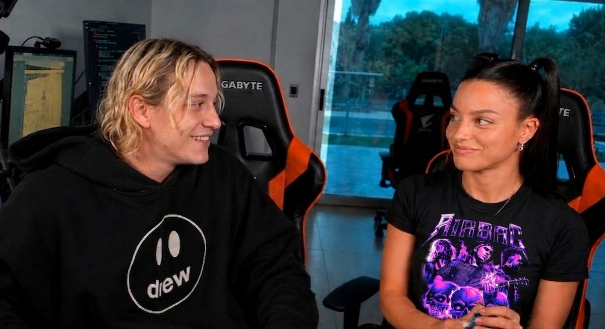 ₊·—̳͟͞͞ ℳica | ESTADO SALVAJE EL 24/05 tweet media