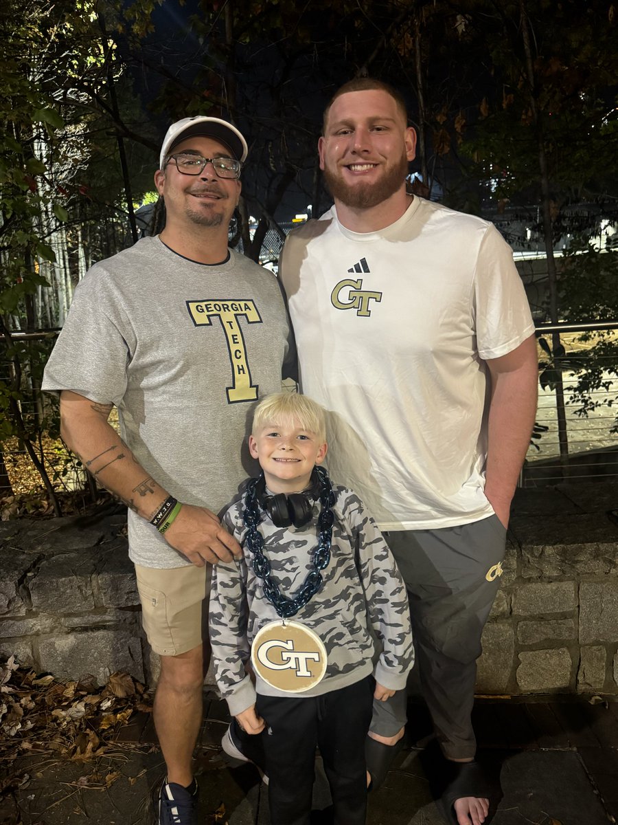 Chuck Holland tweet media