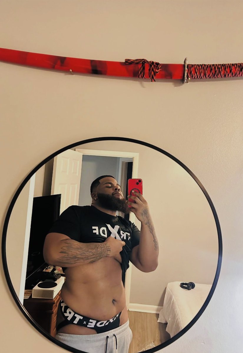 trxdeapparel's tweet photo. 🖤🖤🖤🖤🎊🎂🖤🖤🖤🖤

HAPPY BIRTHDAY @ChuloChulo12 🥳🥳🥳

Bro tried to hide, but you can’t lmaooo 🤣🥷🏾

CONGRATS you ain’t a YN no mo 🤣
Great addition to the team, you are appreciated!

#birthday https://t.co/WttWzLciYs