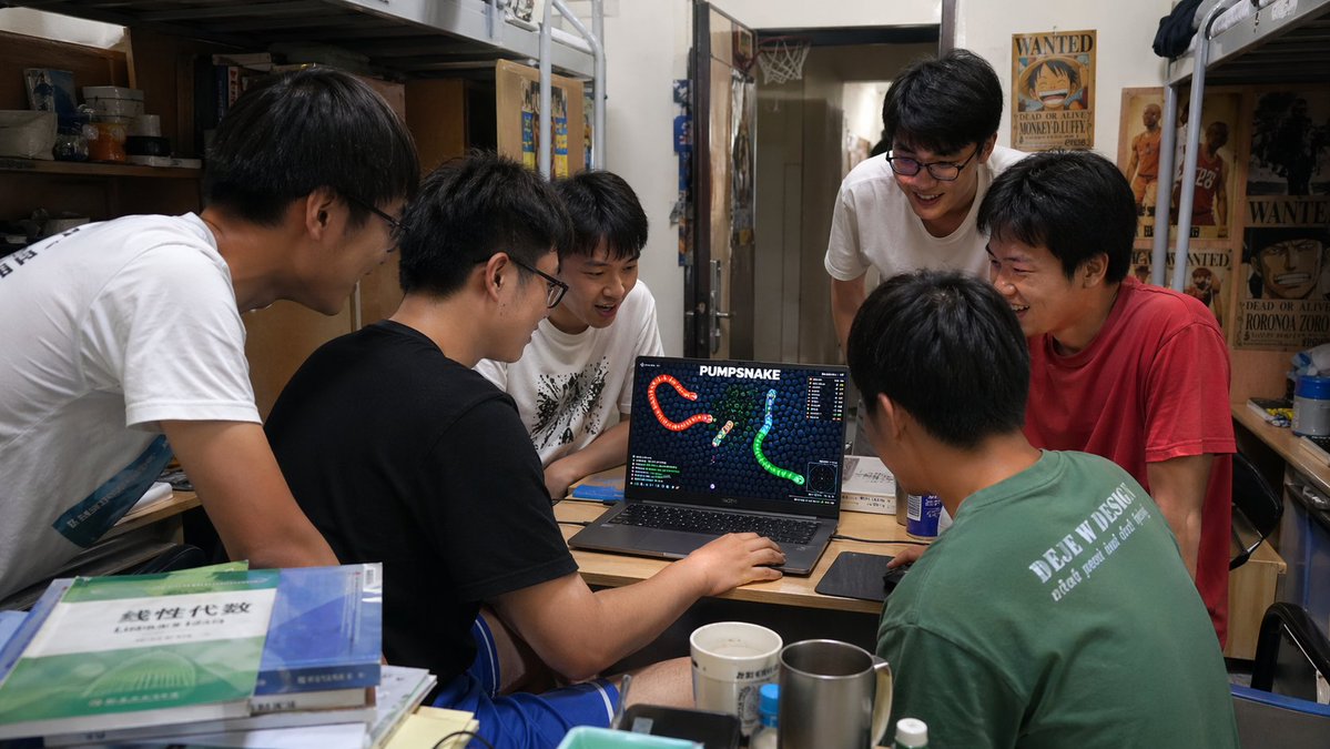 PumpSnake tweet media