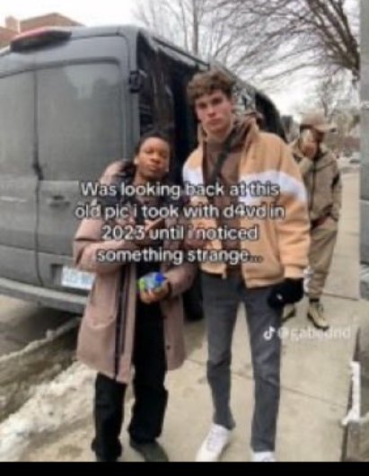 JustLookingMon's tweet image. I wonder if D4VD who was arrested for Murder in Los Angeles California has lineage to the Pigmy Tribe??? 😲🤔

🔸Did his family originate from them??

#LA #Crime #D4VD #Diddy