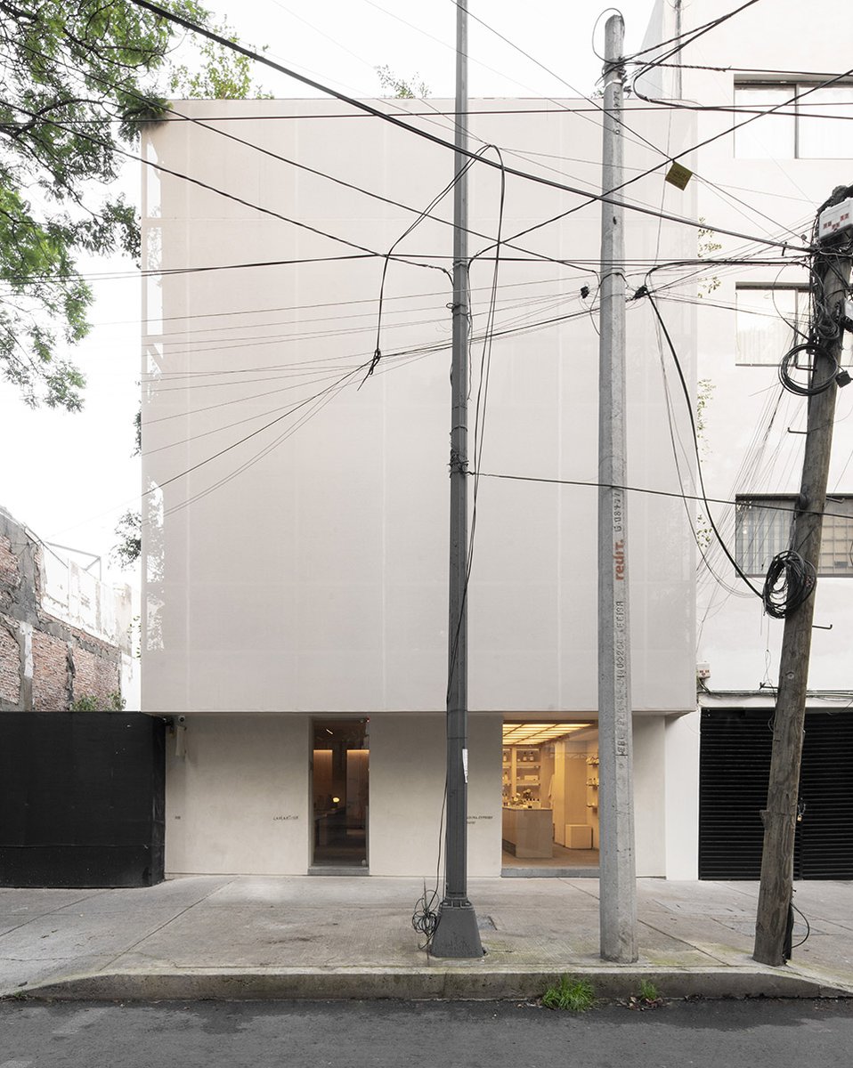 goooodofficial's tweet image. LaMartine by PPAA
Character that honors light
link: gooood.cn/lamartine-by-p…
Photographer: Fabian Martinez
#architecture #hotel #mexico #interior #design