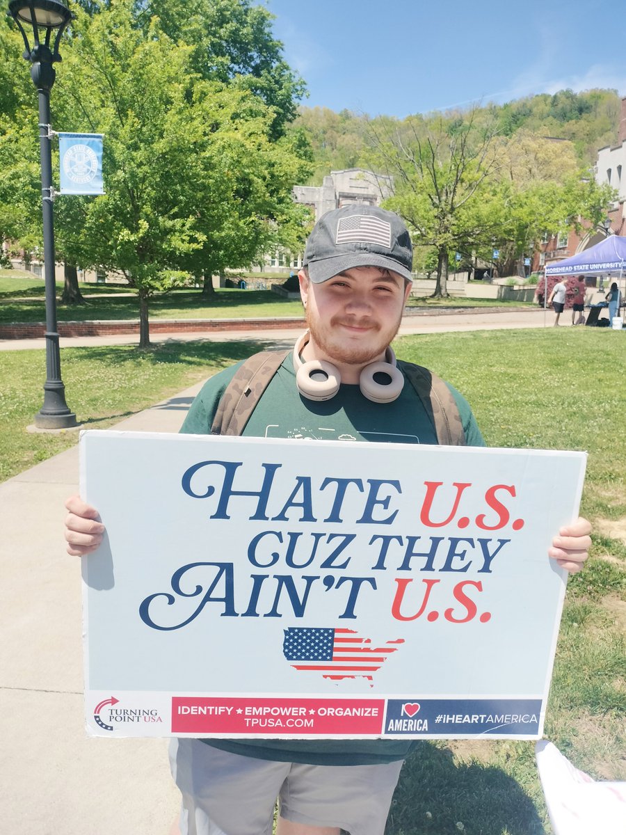 TPUSA_Morehead's tweet photo. So proud of our @TPUSAStudents for their final tabling of the semester!!! 💪 https://t.co/LR5Pt29VdD