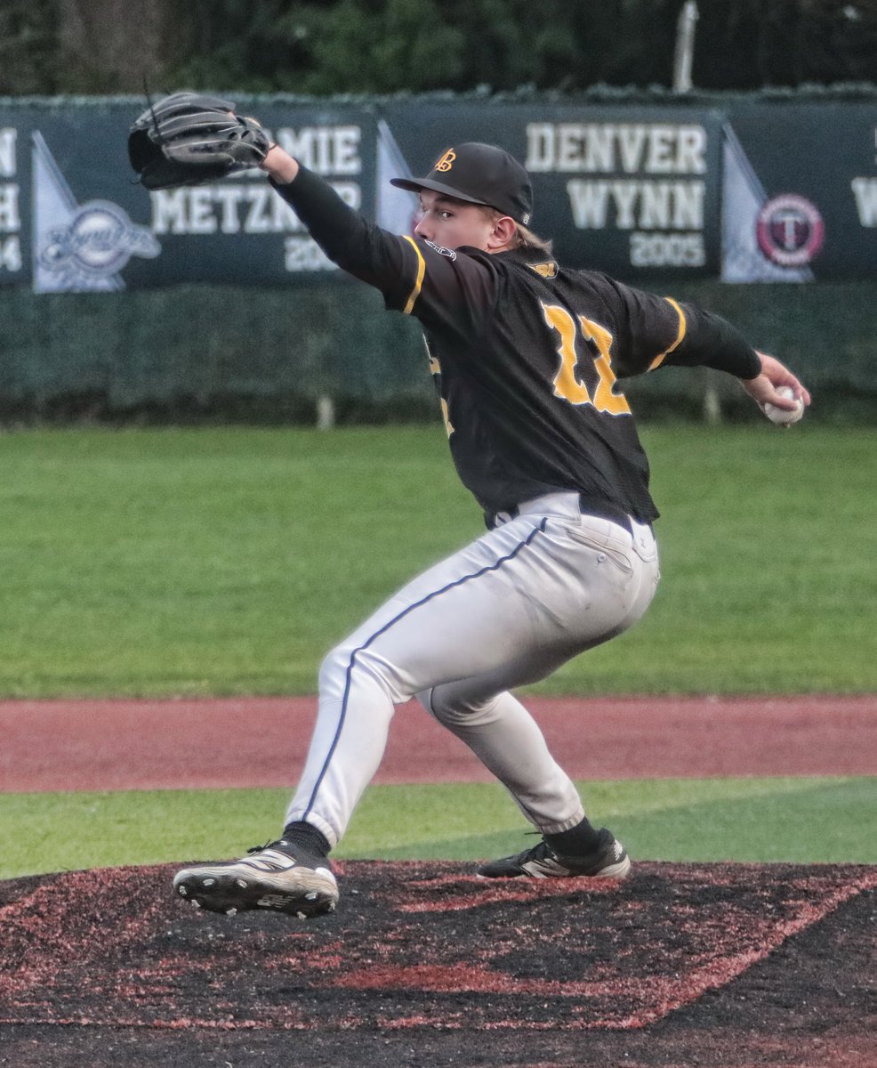 dzuskind's tweet photo. Duo of Pitchers that gave them hope....Two bunts by the same player that energized the team...and the hit that produced the walk off win....Well done Gentlemen...@Langleyblaze @OliverKnorn10 @keiferrjbsbl @Will_dolphin73 @Tyler_Klemo https://t.co/N1wZ0XQ44f