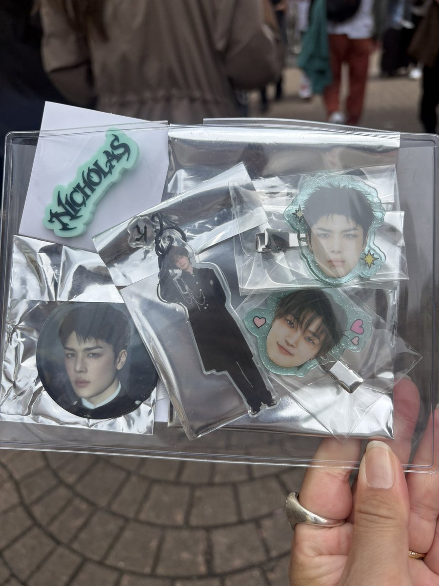 ᴹᴵ🌙 tweet media