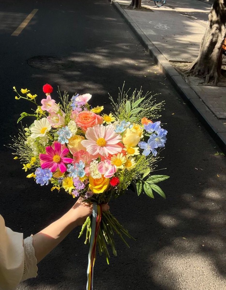 𝓣𝓱𝓮𝓑𝓵𝓸𝓼𝓼𝓸𝓶𝓢𝓽𝓾𝓭𝓲𝓸 tweet media