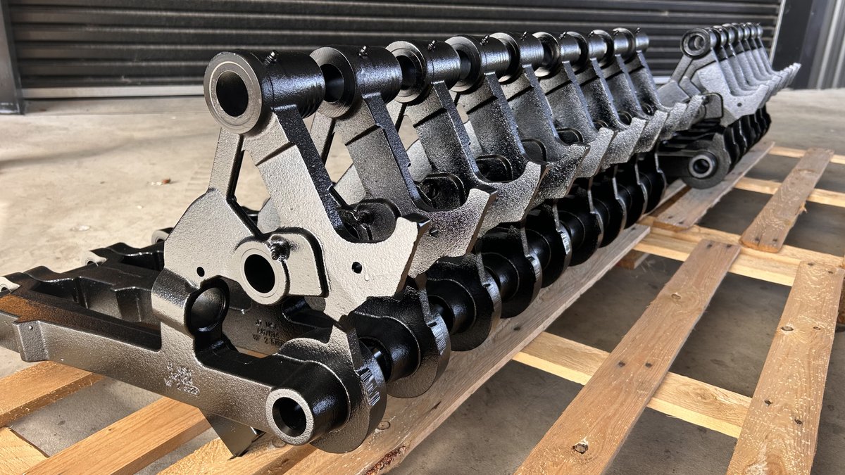 AricksAustralia's tweet photo. Second‑hand John Deere air seeder opener components, fully refurbished here in our shed and ready for another hard life in the paddock. 🔥
What we do:
• Buy and refurbish openers
• Rebuild them in‑house with the right tools and clean setup
• Take customer openers and handle the full rebuild process end‑to‑end
More growers are choosing to send their openers in for rebuilds which keeps costs down, allows better quality control, and takes pressure off busy seasons.
Same attention to detail, same quality, same service
Just done in the workshop.