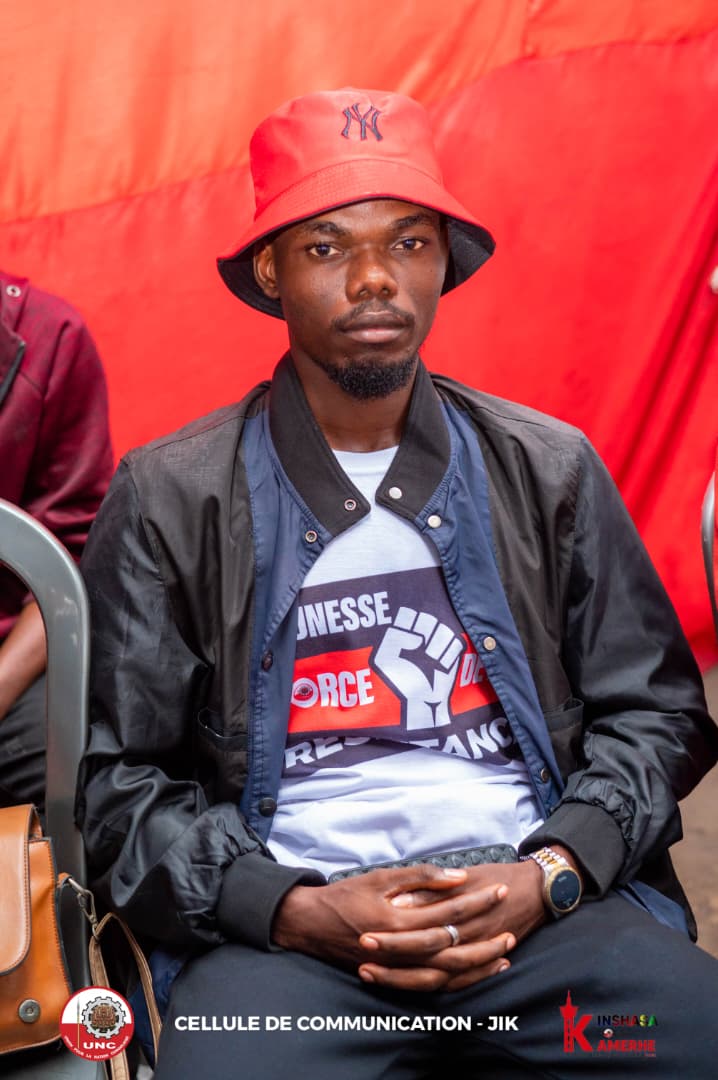 Jacobomelunga's tweet photo. Les jeunes de l'UNC ville de Kinshasa méritent d'être à la fois considérés, admirés et félicités pour le travail qu'ils ne cessent d'accomplir pour le parti @uncrdc. Aujourd'hui, nous avons bravé la pluie et nous nous sommes réunis nombreux autour de notre Président @JolMongu2. https://t.co/hw57UgDaLn