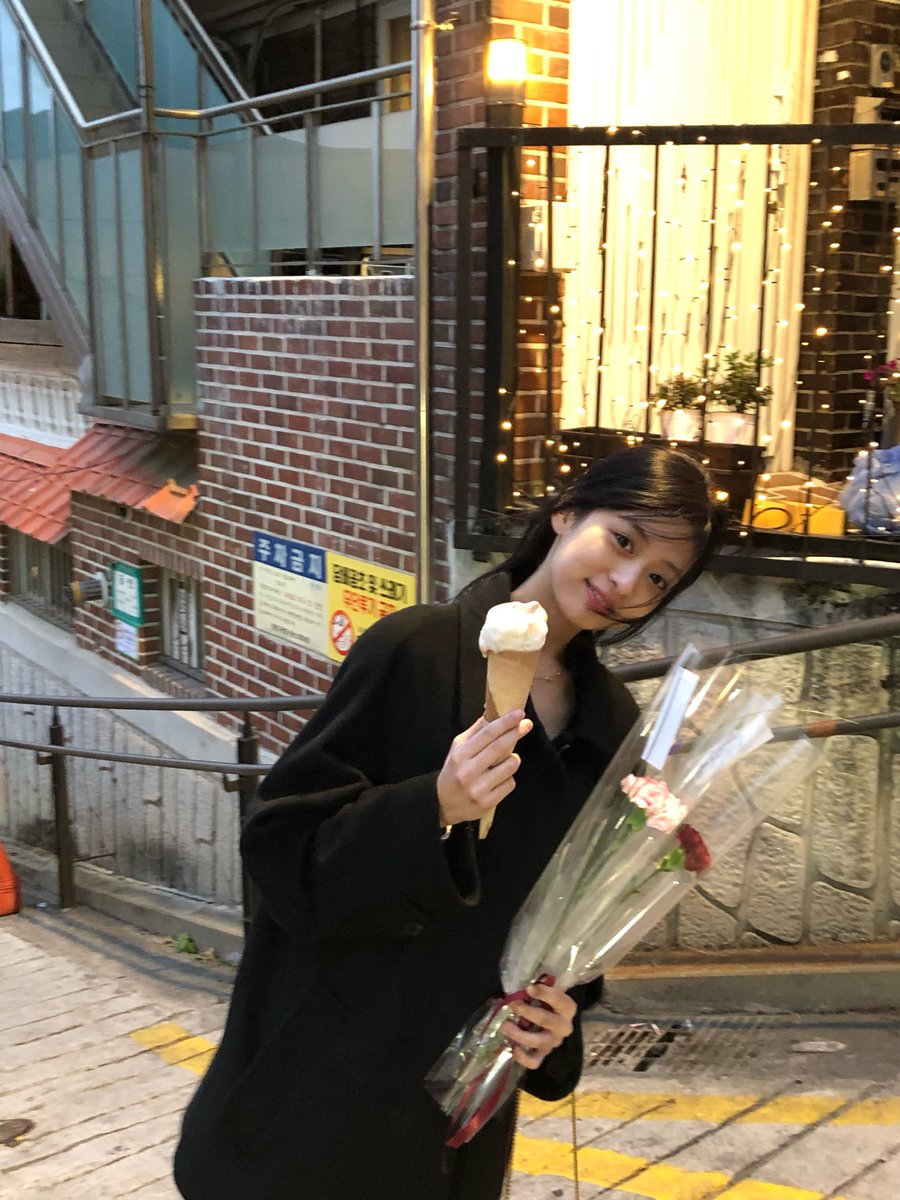 베모나 tweet media