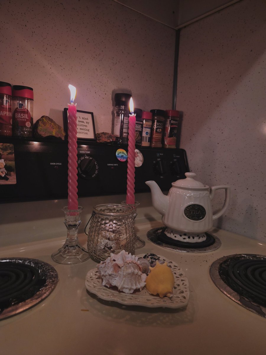 Abalenaaa's tweet photo. home sweet home ♡ https://t.co/FbeLGG8iku