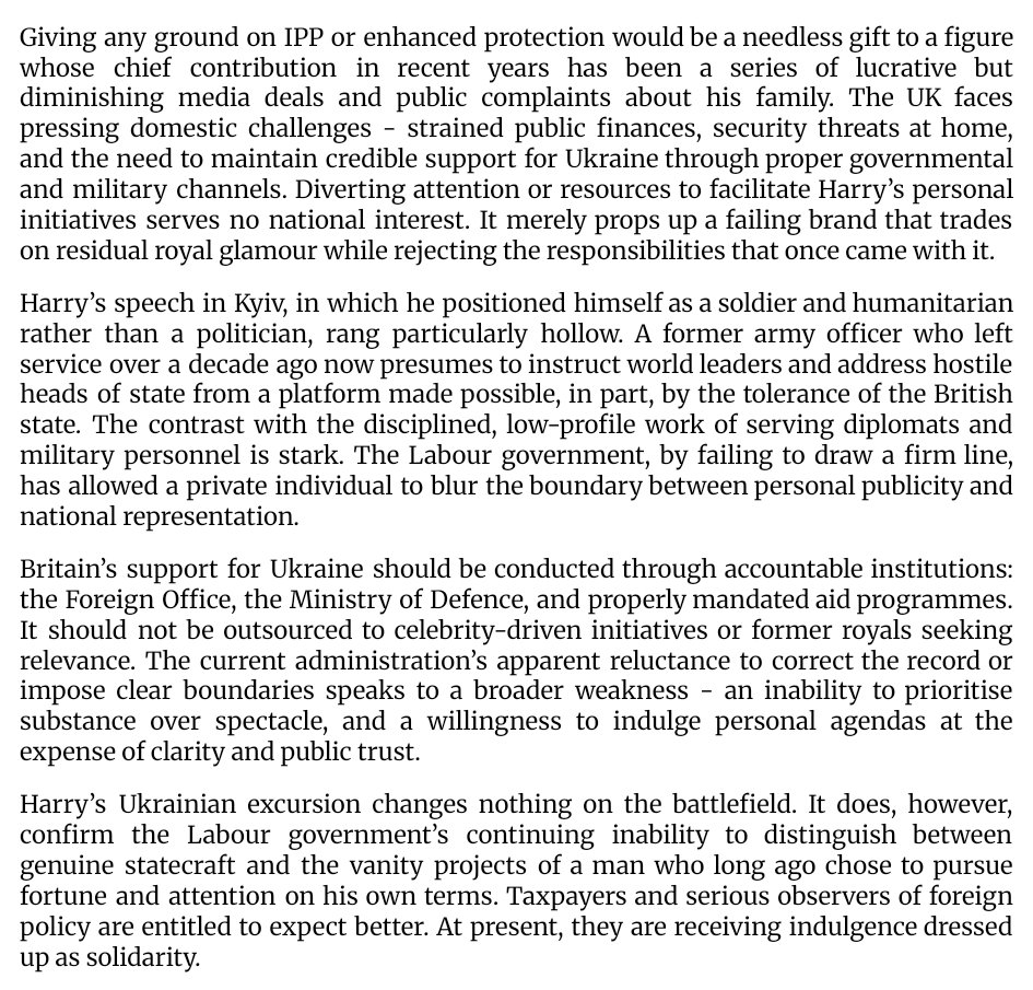 ImpartialEyes's tweet image. #DumbHarry in Ukraine aided and abetted by incompetent government 

This was not an official royal engagement. He is no longer a working member of the Royal Family - he represents neither the Crown nor the British government but went with their assistance &amp;amp; support

#UnSussexful