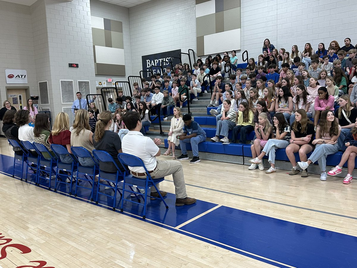 A big thank you to Liberty Park Middle School for allowing our VHHS CTE Department and students to participate in Career Day earlier this semester! We loved sharing our pathways and student experiences as they begin planning their high school journeys. #VHHS #CTE #CareerDay