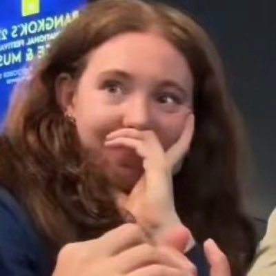 lay gêmea da erica tweet media